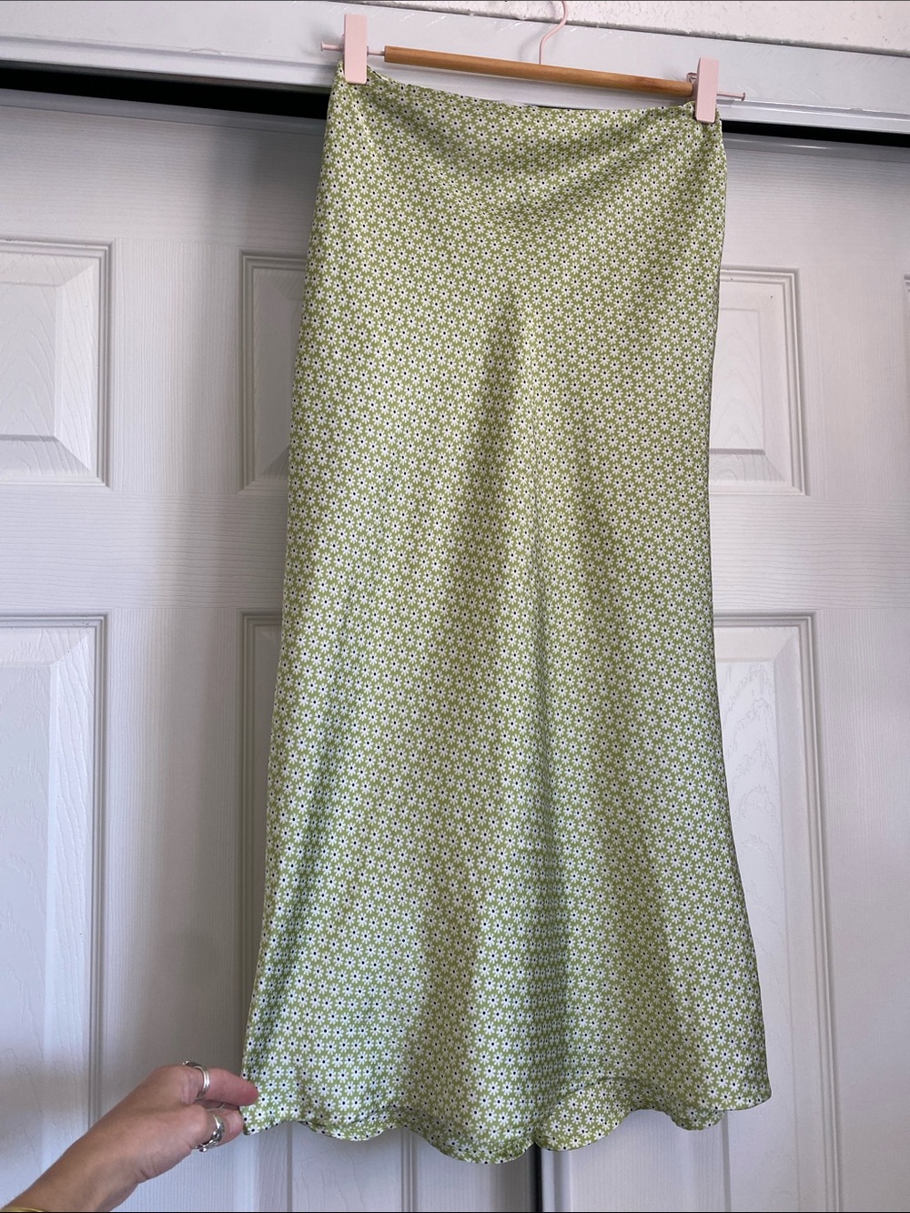 💚 Hollister Green Floral Ultra High Rise Midi Skirt Extra Small